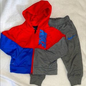 Toddler Boys Nike Sweatsuit set- 2T